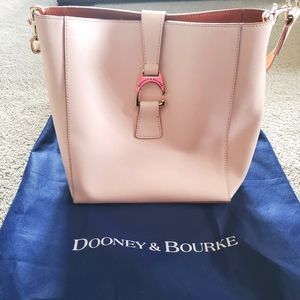Dooney & Bourke Handbag